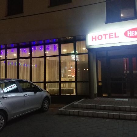 Hotel Hensch Lodz  Ngoại thất bức ảnh
