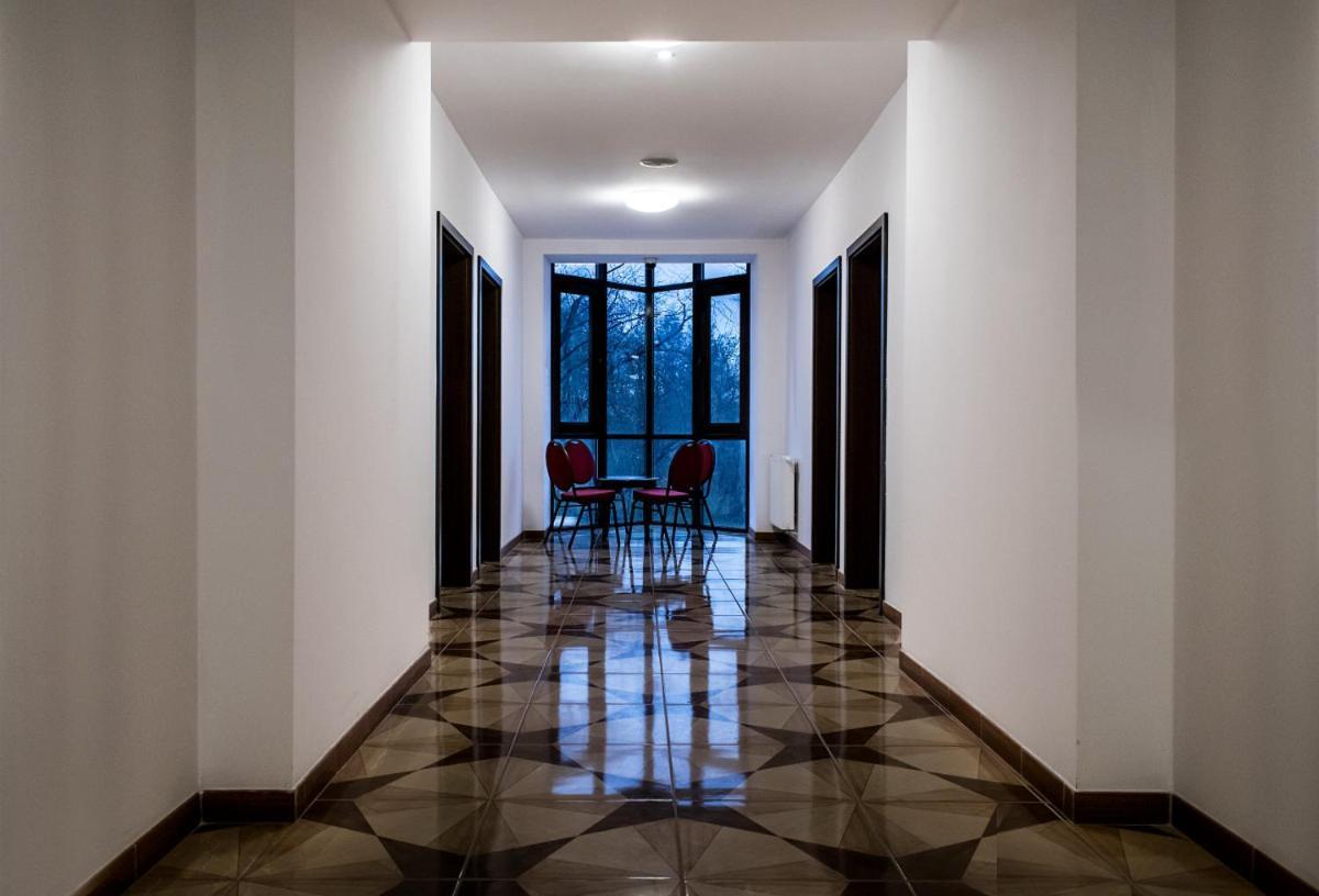 Hotel Hensch Lodz  Ngoại thất bức ảnh
