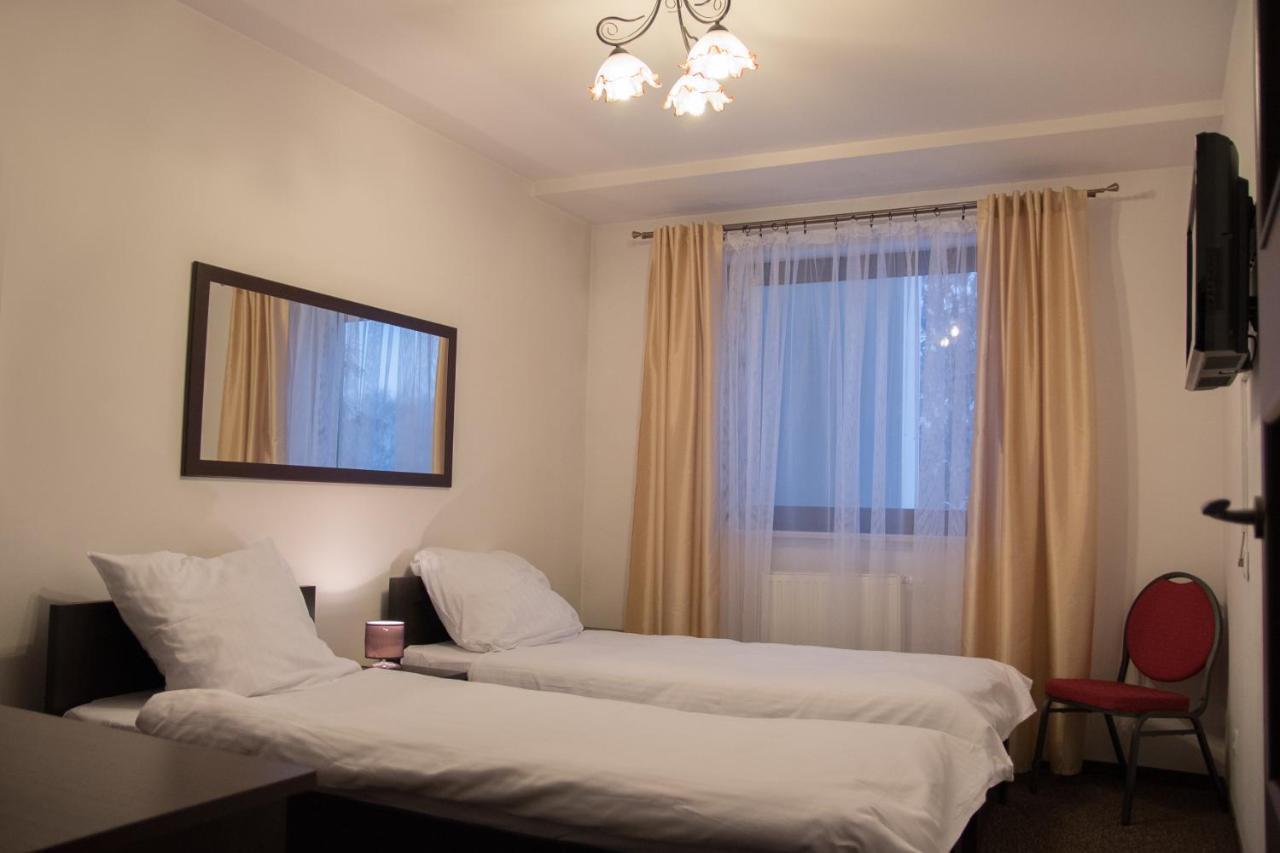 Hotel Hensch Lodz  Ngoại thất bức ảnh